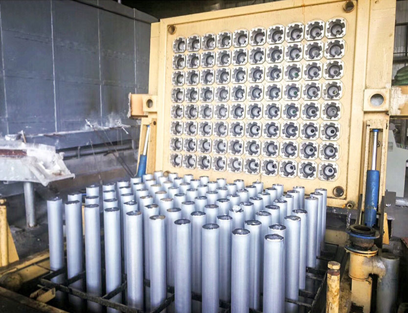 Hot Top Billet Casting Machine3